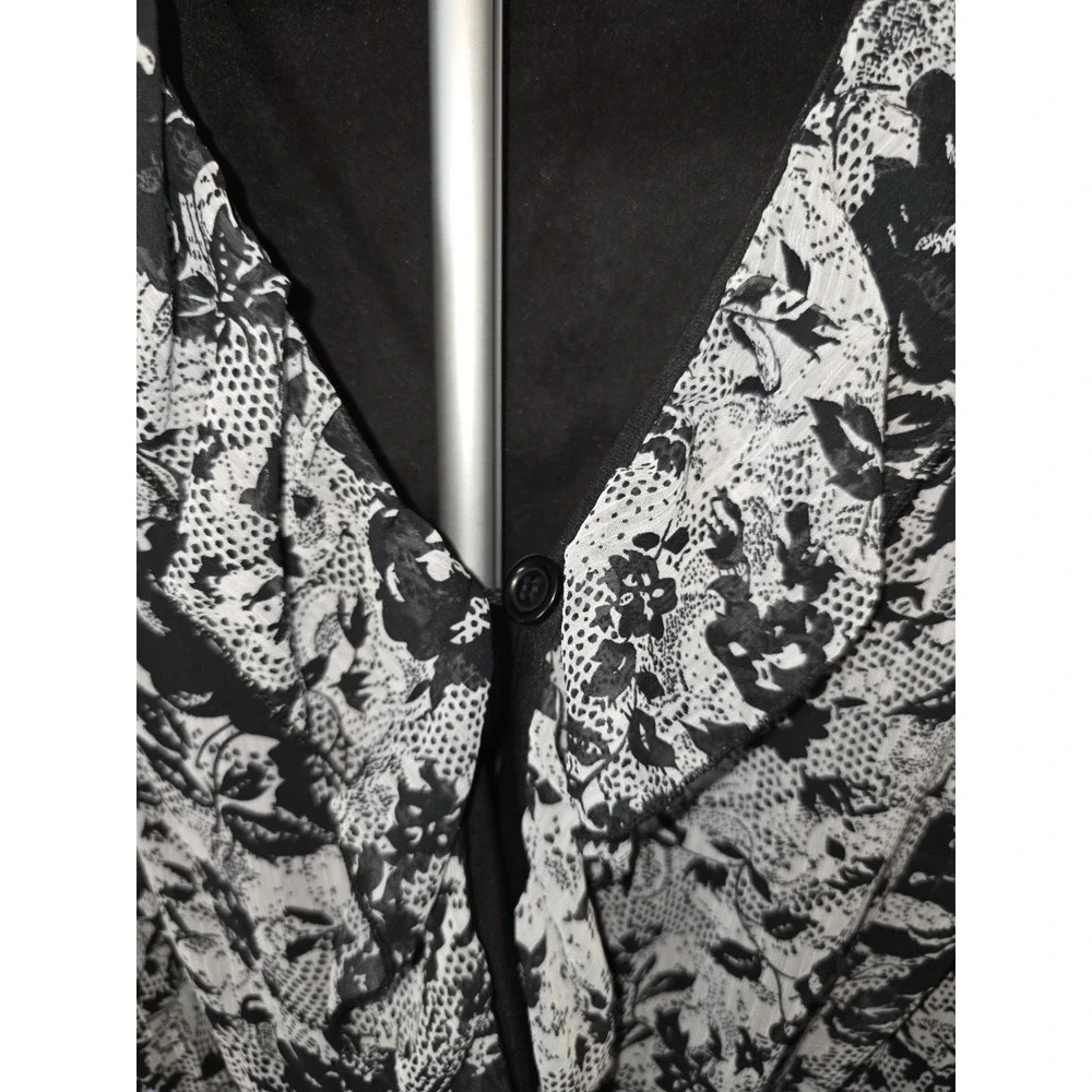 NWT AA Studio Dress,Size 12 Black & White 19